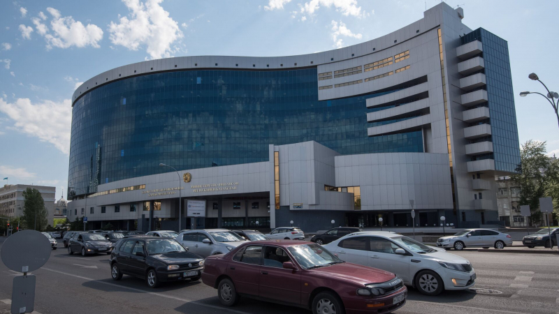 Фейк: Комитет госдоходов Казахстана предупреждает казахстанцев